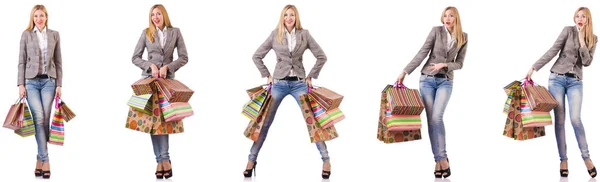 Krásná žena s nákupní tašky izolované na bílém — Stock fotografie