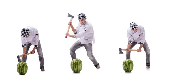 Ung manlig kock med vattenmelon isolerad på vitt — Stockfoto