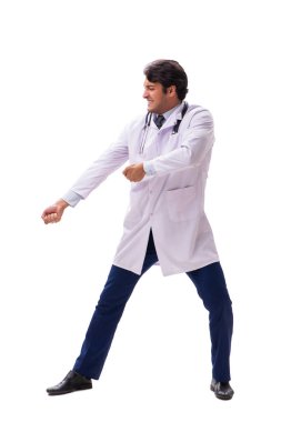 Baskı altındaki genç ve yakışıklı doktor beyazlara izole edilmiş.