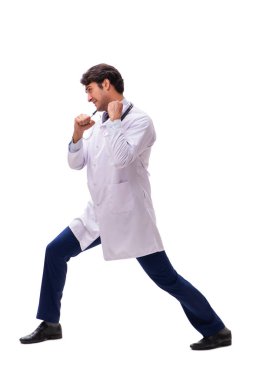 Baskı altındaki genç ve yakışıklı doktor beyazlara izole edilmiş.