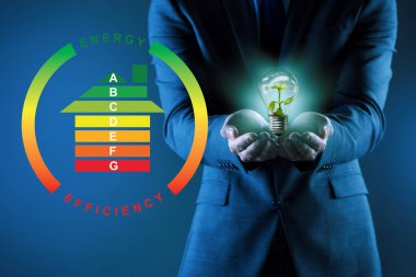 Enerji verimliliği kavramında iş adamı