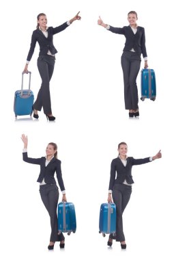 yaz tatili için hazırlık suitacases olan kadın