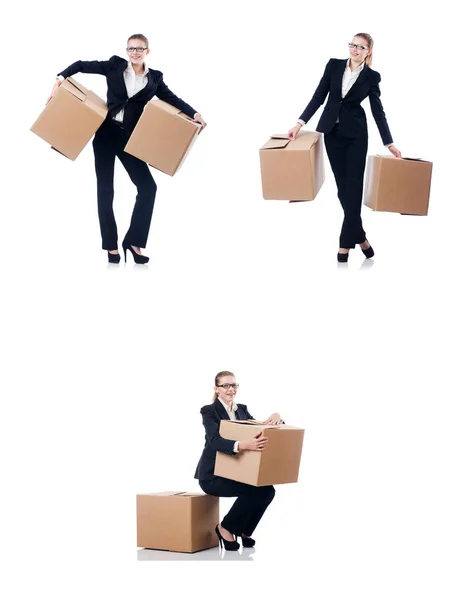 Vrouw zakenvrouw met dozen op wit — Stockfoto