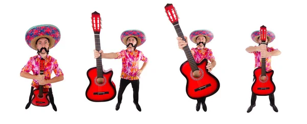 Sandmountainüzerinde beyaz izole Meksikalı gitarist — 스톡 사진