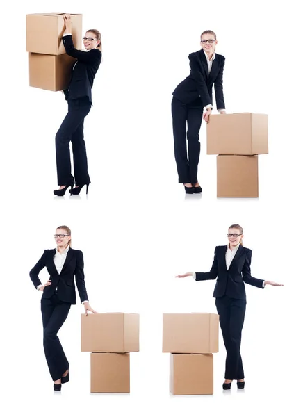 Empresária com caixas isoladas em branco — Fotografia de Stock