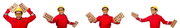 Trabajador de la construcción con ladrillos de arcilla en blanco —  Fotos de Stock