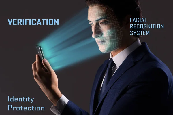 Концепція програмного та апаратного забезпечення розпізнавання облич — стокове фото