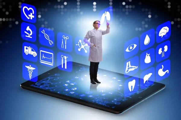 Telehealth concept with doctor doing remote check-up — Stock Photo, Image