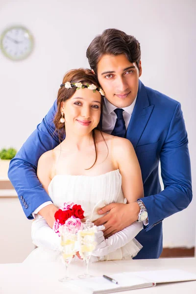 Wedding ceremony with wife and husband — Stock Photo, Image