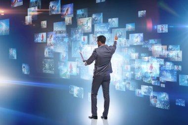 İş adamıyla fotoğraf kolajı