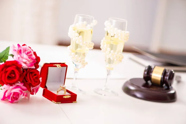 Ceremonia de boda con esposa y marido — Foto de Stock