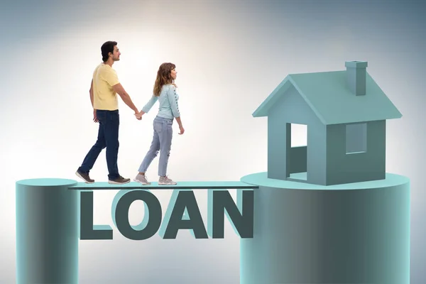 Концепция семьи, берущей ипотечный кредит на жилье — стоковое фото