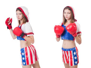 Genç bayan boksör, beyaz tenli. 