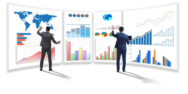 Empresario en concepto de visualización e infografía de negocios — Foto de Stock