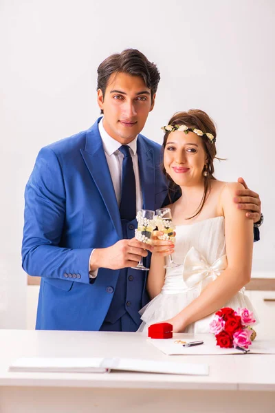 Wedding ceremony with wife and husband — Stock Photo, Image