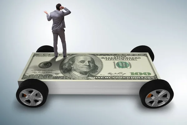 Uomo d'affari nel concetto di business con auto dollaro — Foto Stock