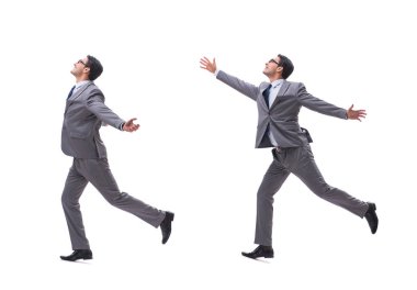 Genç ve zarif iş adamı beyazlar içinde. 