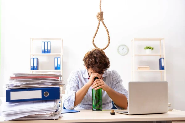 Desperate businessman thinking of committing suicide hanging — Stock Photo, Image