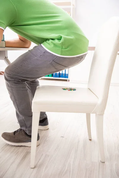 Office prank with sharp thumbtacks on chair — Stock Photo, Image