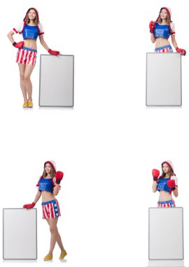 İle tahta üzerinde beyaz izole kadın boksör  