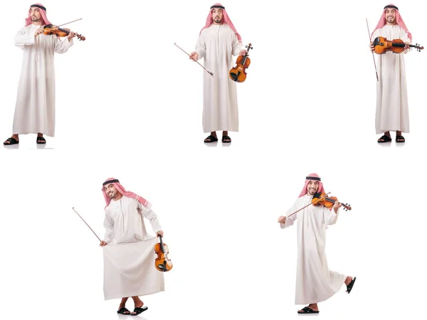 Homme arabe jouant du violon isolé sur blanc — Photo