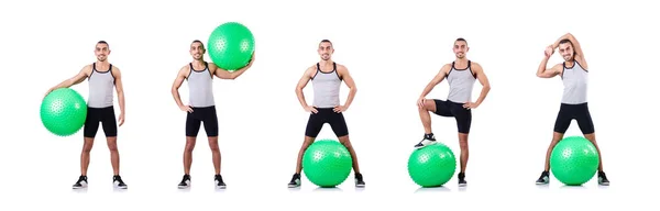 Hombre con pelota suiza haciendo ejercicios en blanco — Foto de Stock