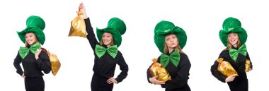 Yeşil dev papyon ile genç kadın 