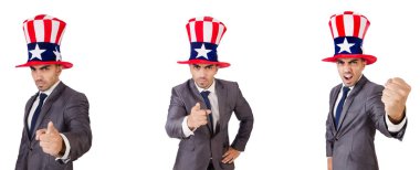 adam beyaz izole Amerikan şapka ile 