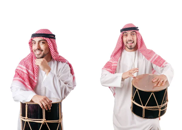 Arab człowiek z bębna na białym tle — Zdjęcie stockowe