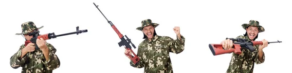 Soldat mit Waffen isoliert auf weiß — Stockfoto