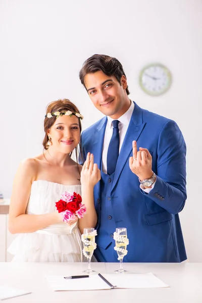 Wedding ceremony with wife and husband — Stock Photo, Image