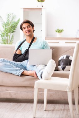 Evde kurtarma yaralanan Motosiklet binici 