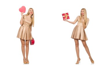 Giftbox ile altın elbiseli güzel kadın 