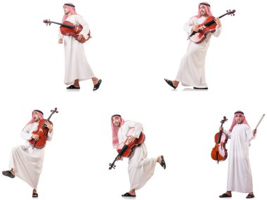 Arap adam beyaz izole Çello çalan 