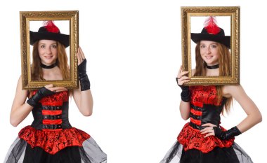 Beyaz çerçeveli kadın korsan