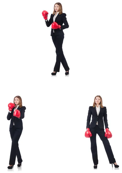 Femme d'affaires avec gants de boxe isolé sur blanc — Photo