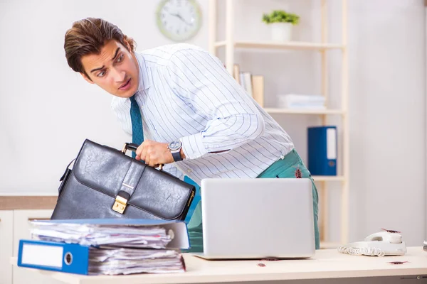 Businessman disgusted with cockroaches in the office — Stock Photo, Image