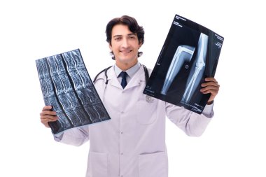 Genç yakışıklı beyaz izole radyolog doktor 