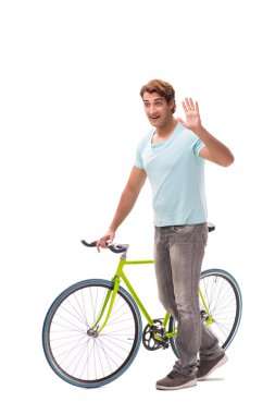 Genç adam beyaz arka plan üzerinde izole bir bisiklet sürme