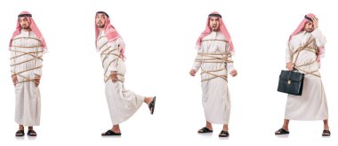 İple bağlı Arap adam