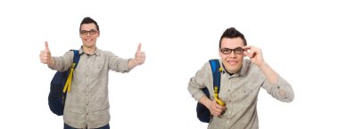 Beyaz izole sırt çantası ile gülümseyen beyaz öğrenci