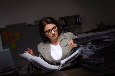 Kadın işçilerin aşırı işten acı