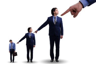 İşadamları başarısızlıkları için birbirlerini suçluyorlar.