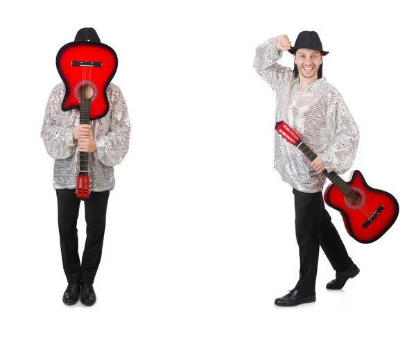Giovane con chitarra isolata su bianco — Foto Stock