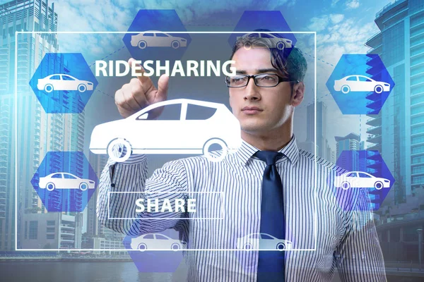 Επιχειρηματίας στην carpooling και carsharing έννοια — Φωτογραφία Αρχείου