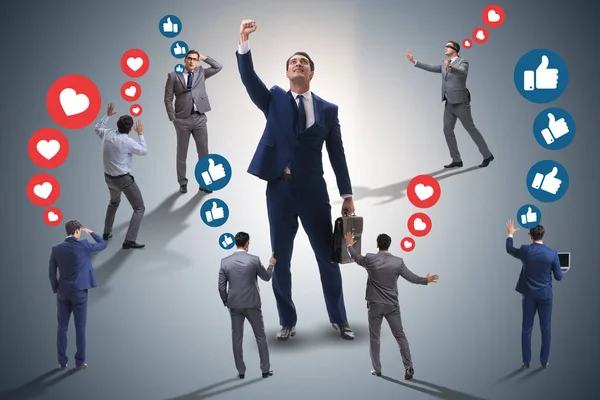 Concepto de redes sociales con empresarios —  Fotos de Stock