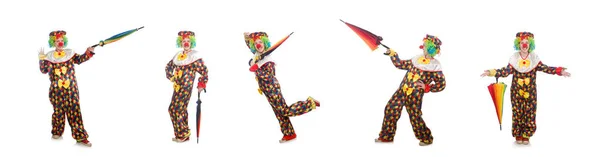 Clown met paraplu geïsoleerd op wit — Stockfoto