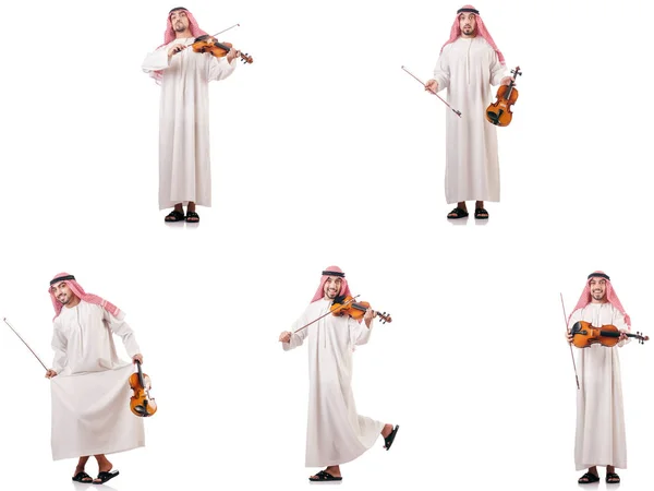 Homme arabe jouant du violon isolé sur blanc — Photo