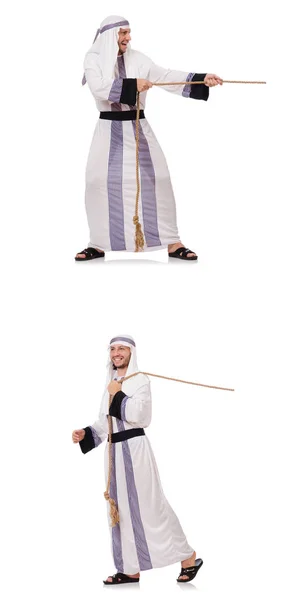 Arabisk man dra rep i dragkamp koncept — Stockfoto
