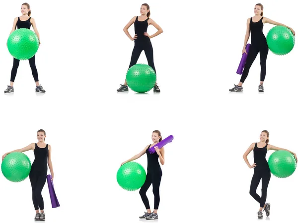 Mujer joven haciendo ejercicios con fitball — Foto de Stock